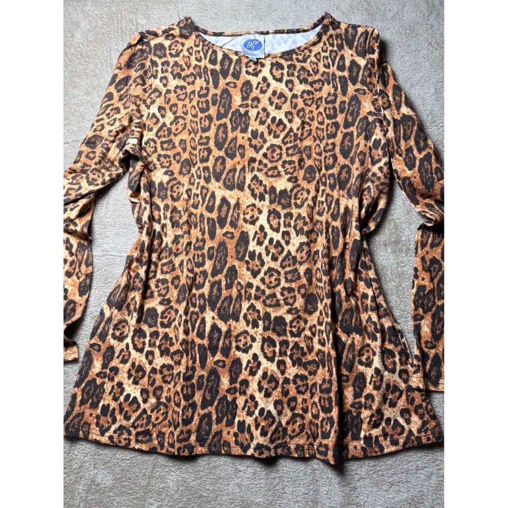 DG2‎ by Diane Gilman Women Leopard Print  Cotton Blend Top Med Indie Sleeve Boho